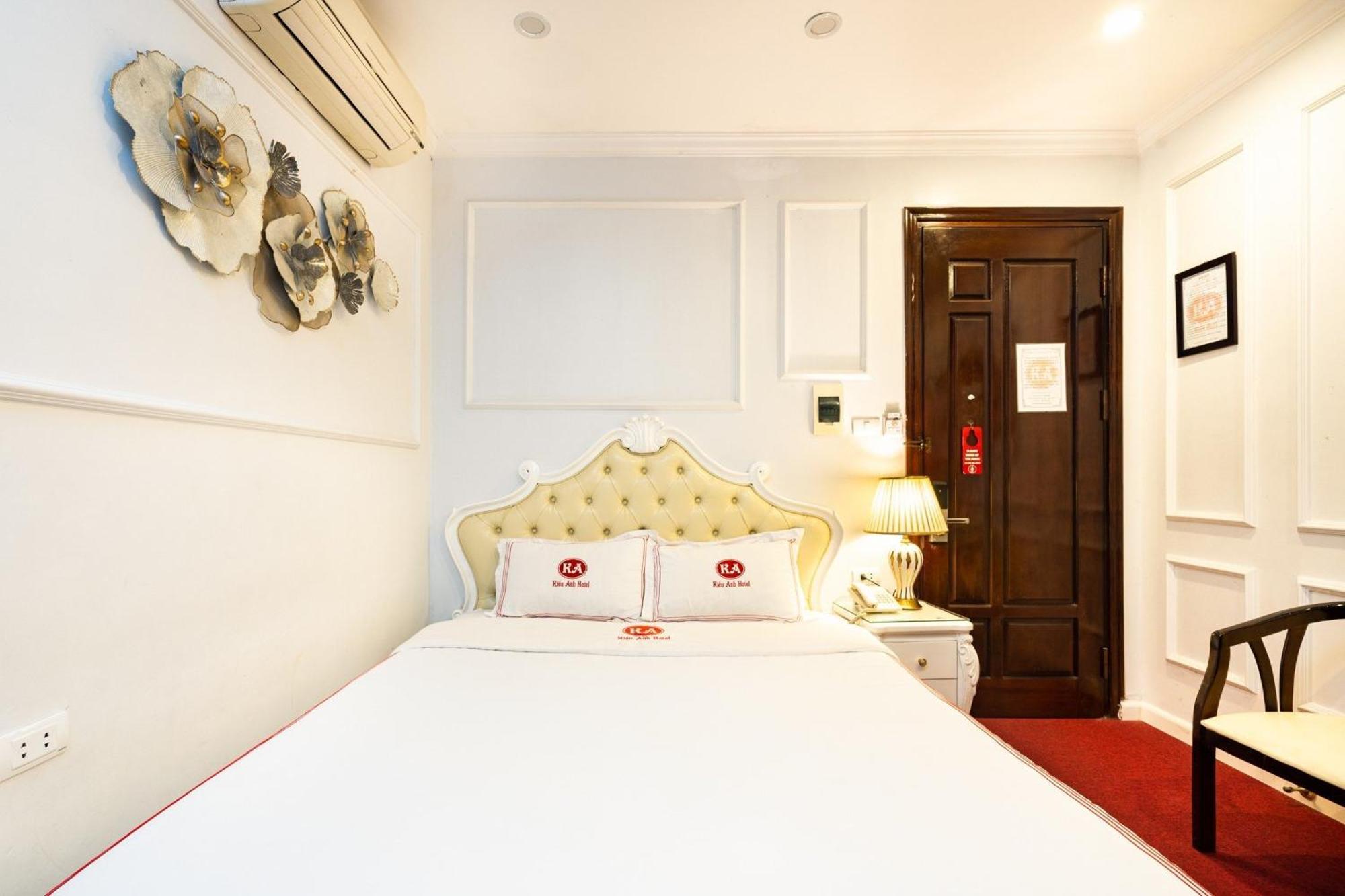 Kieu Anh Hotel - 81 Trung Kinh - By Bay Luxury Hanoi Exteriör bild
