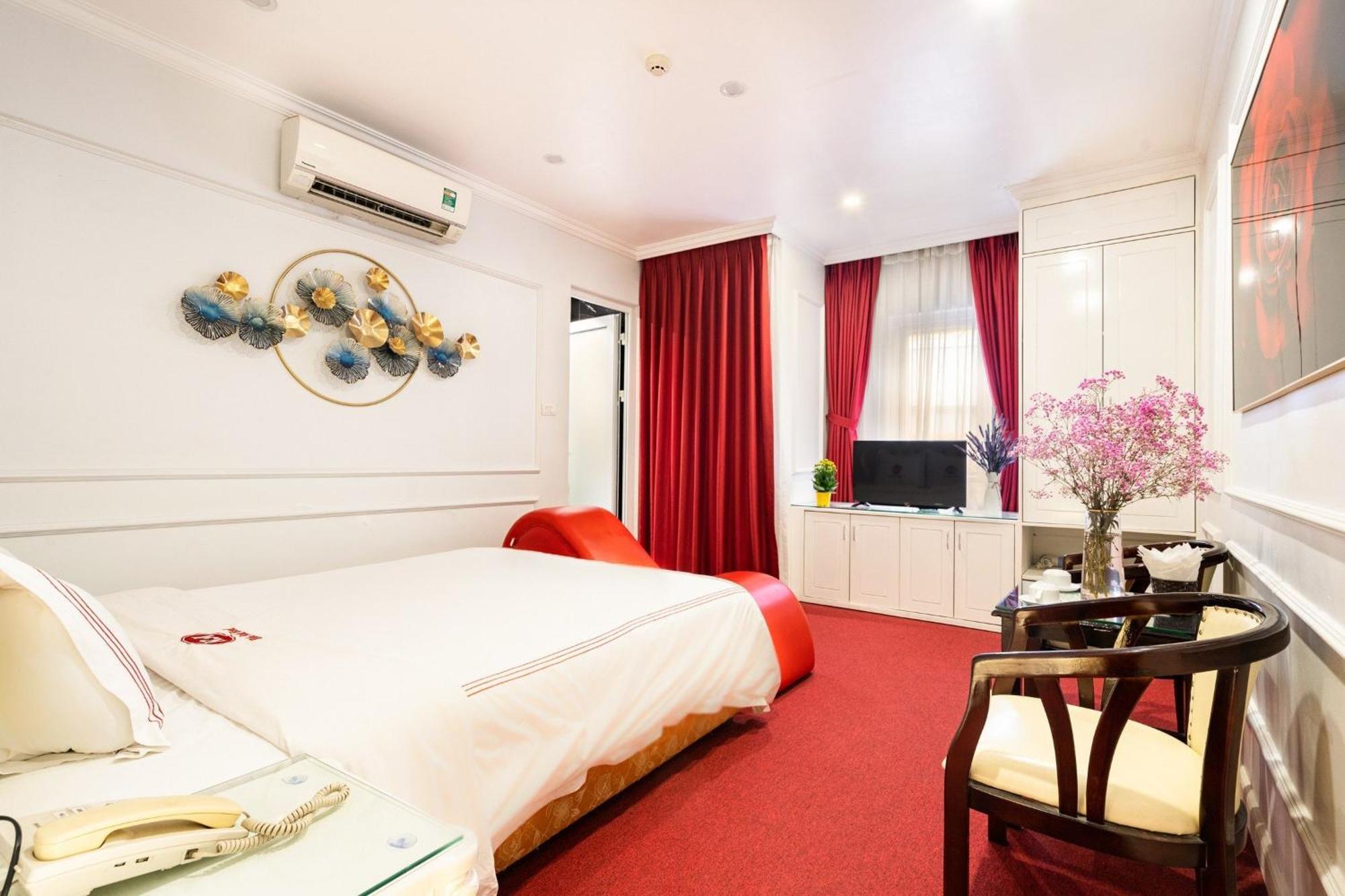 Kieu Anh Hotel - 81 Trung Kinh - By Bay Luxury Hanoi Exteriör bild